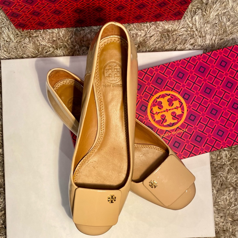 Tory Burch Yardley Flat Patent Calf Size 8
